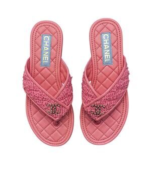 CHANEL NIB Pink Tweed CC Thong Flats Shoes Sandals Size 37.5